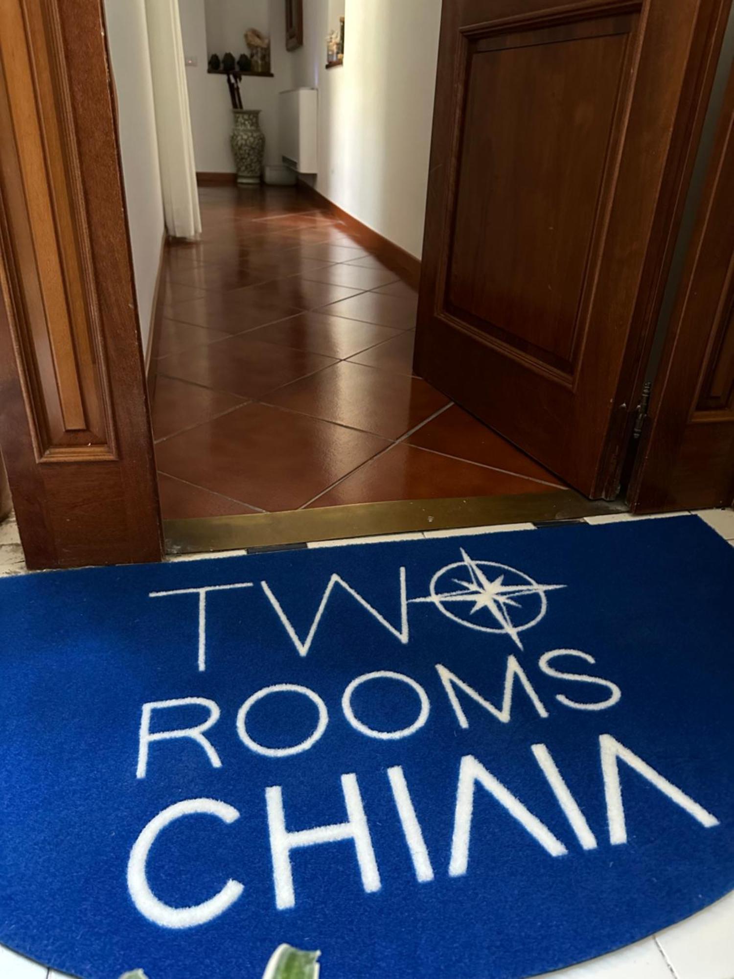 Two Rooms Chiaia 37 Napoli Eksteriør billede